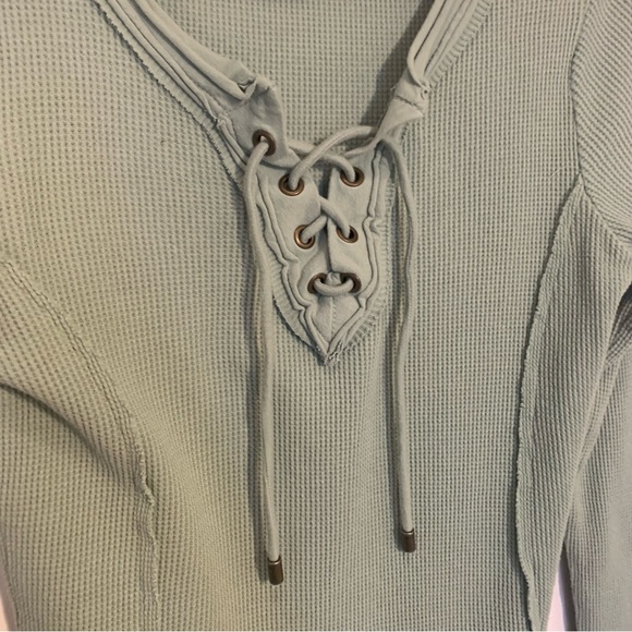 Sundance Sage Green Thermal Lace Up Long Sleeve Top Size Small - Picture 3 of 8
